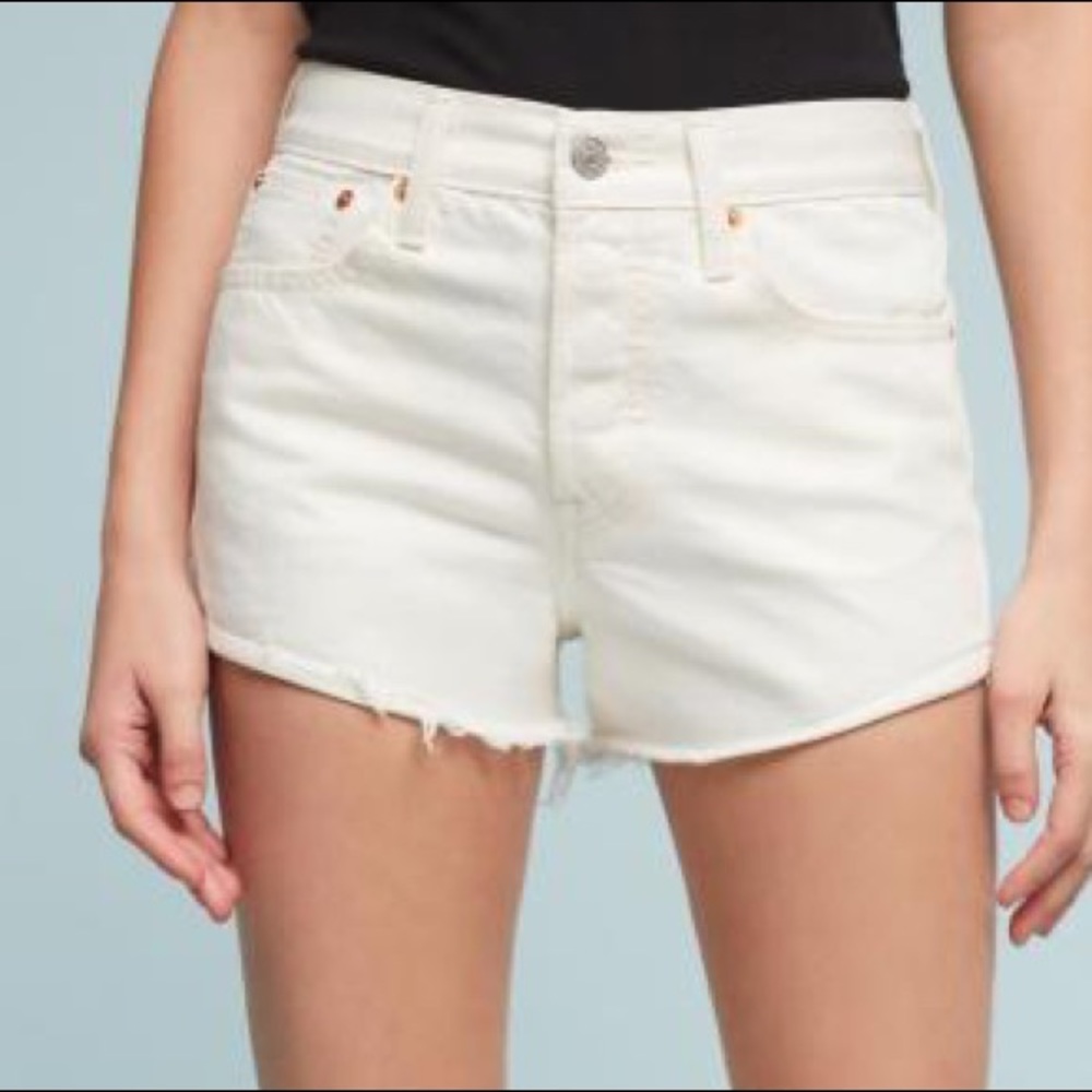 White Levi’s High Rise Wedgie Shorts